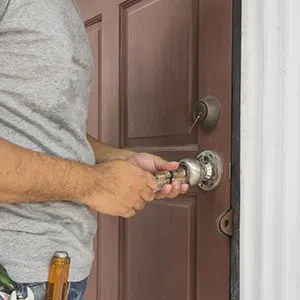 Central Locksmith Store Capitol Heights, MD 301-723-7097 - locks-replace-01